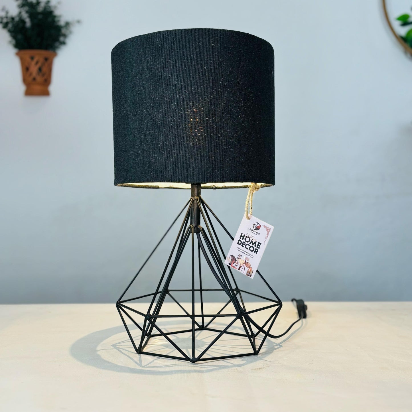 Diamond Base table Lamp