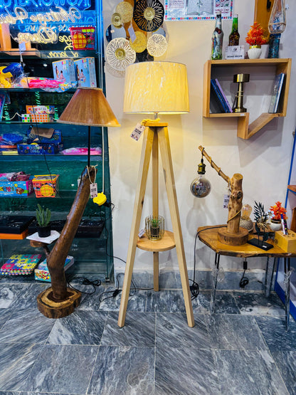 Tripod Shelf Lamp