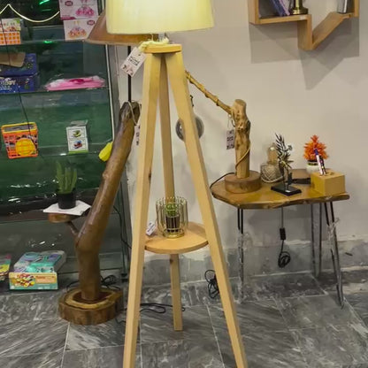 Tripod Shelf Lamp